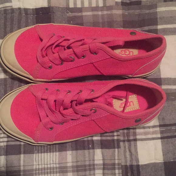 Ugg tennis shoes - Picture 3 of 3